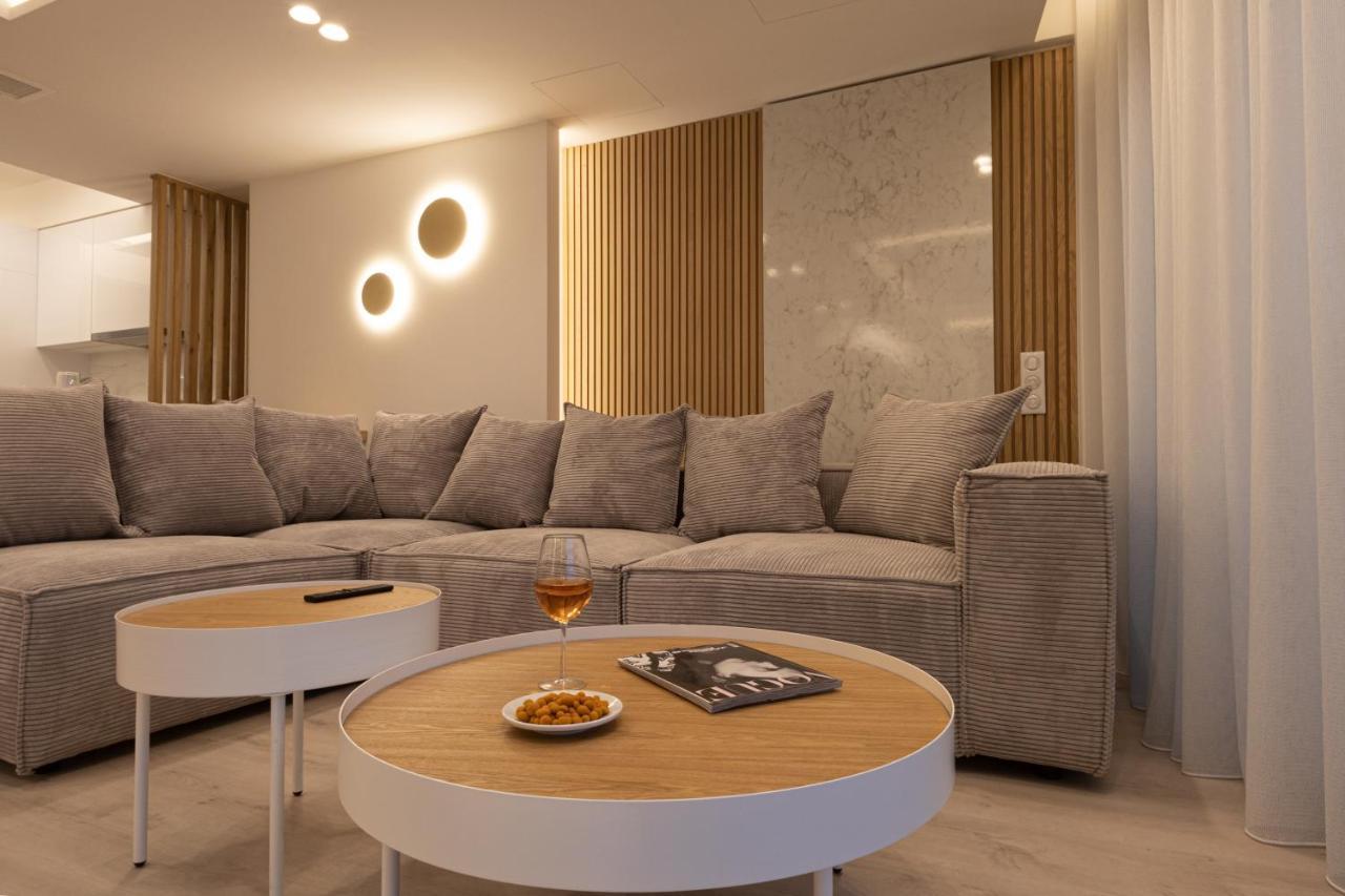 Acropolis View Executive Suite