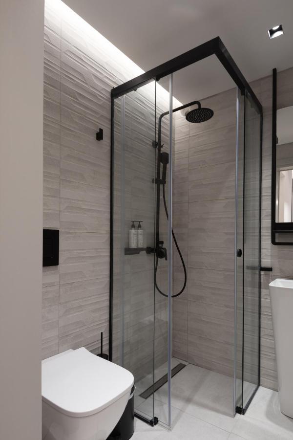 Superior Suite Private Garden Jacuzzi