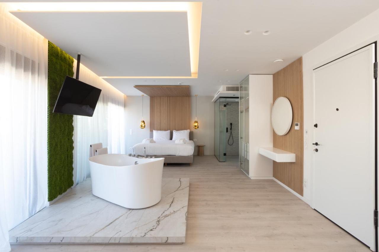 Acropolis View Executive Suite