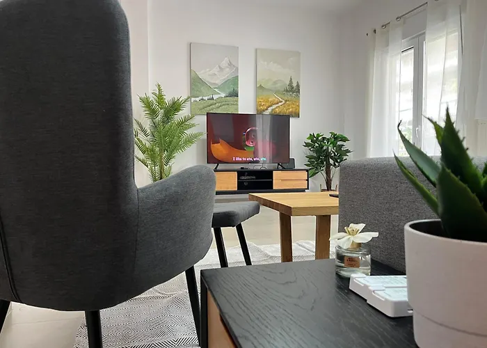 3 Bedroom Near Flisvos